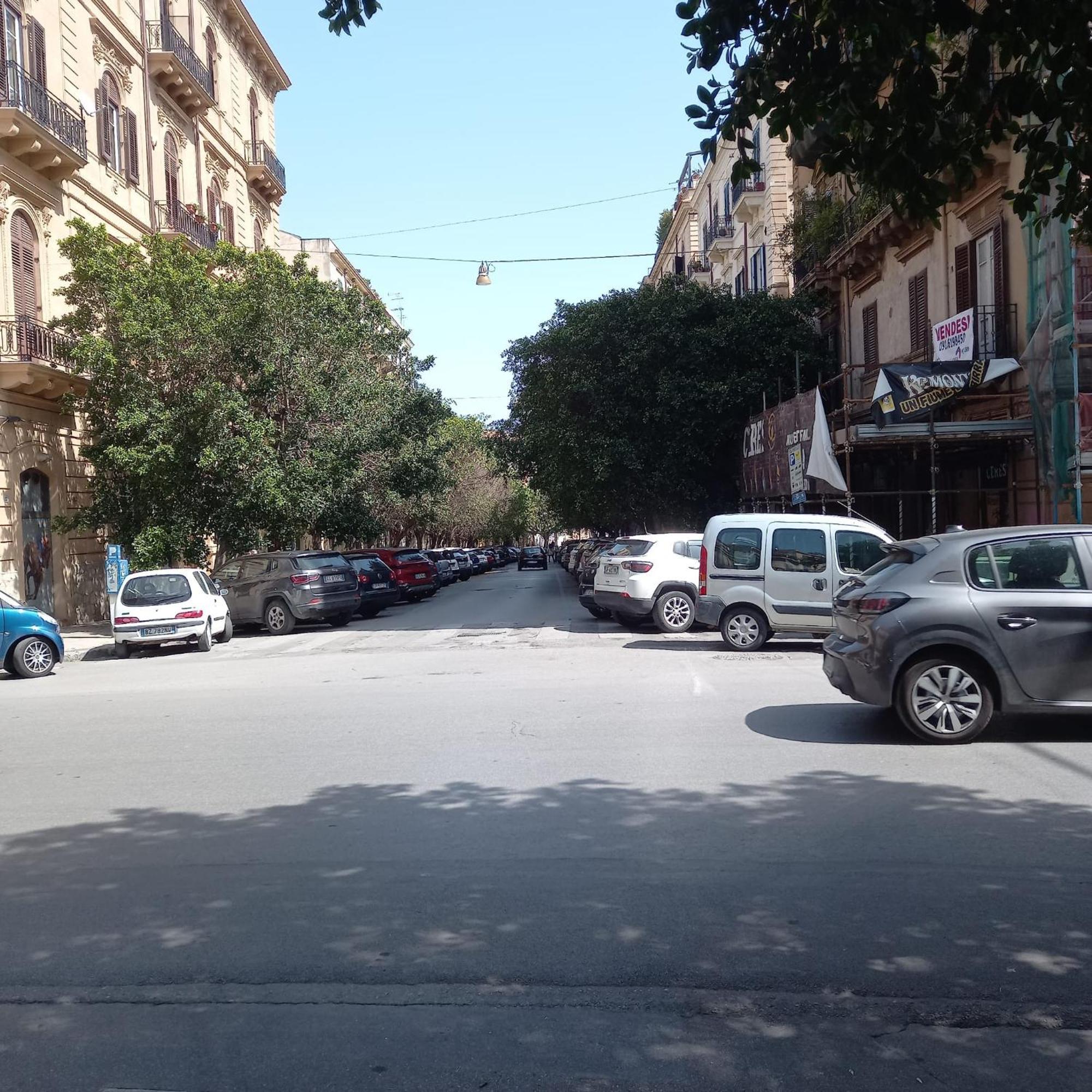 A Casa Di Lori Apartment Палермо Екстериор снимка